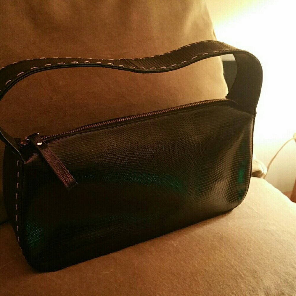 KATE SPADE Italy Textured Leather Handbag STICHED
